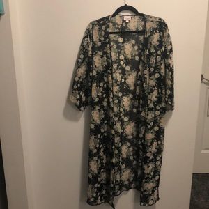 Lularoe Large Shirley